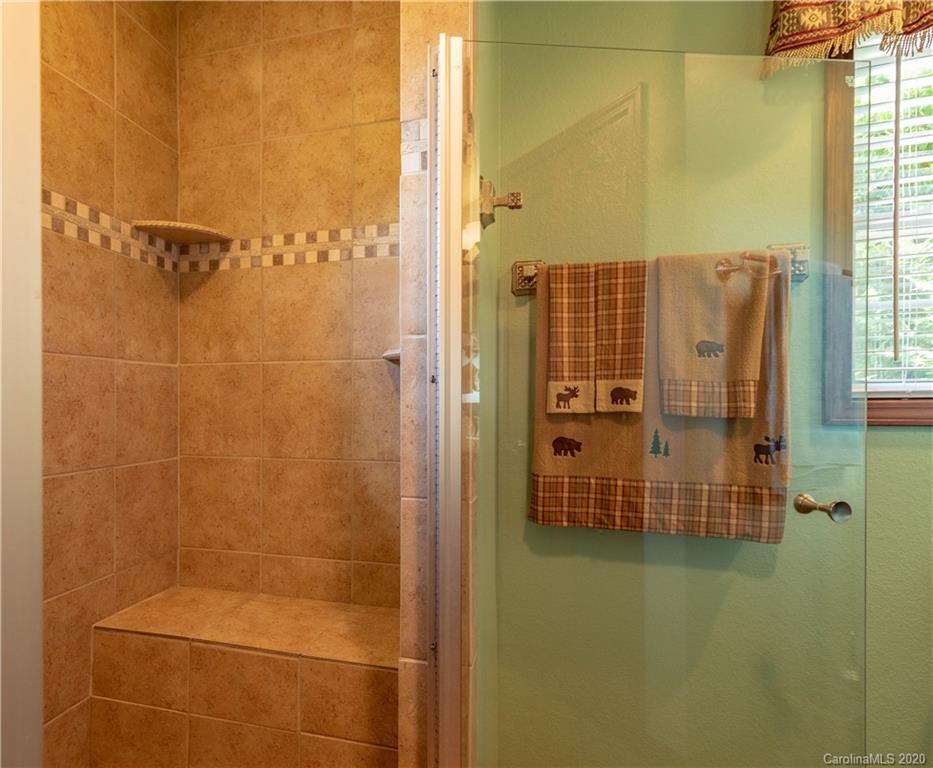 66 Pinnacle Road Burnsville, NC 28714 - Photo 12 of 43 Gallery Image 12