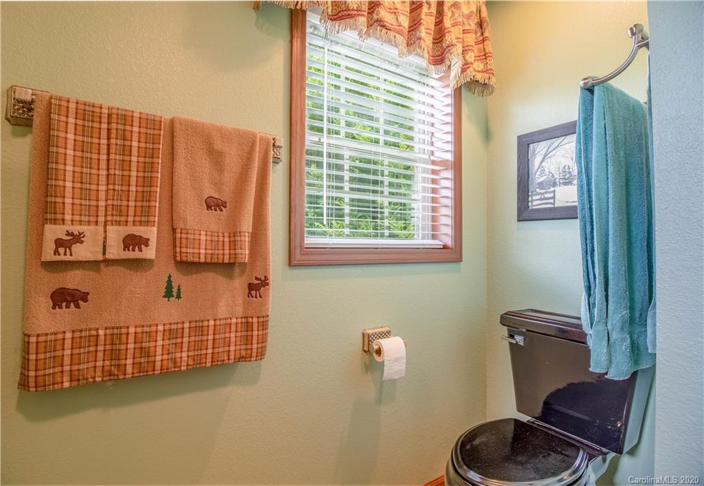66 Pinnacle Road Burnsville, NC 28714 - Photo 13 of 43 Gallery Image 13