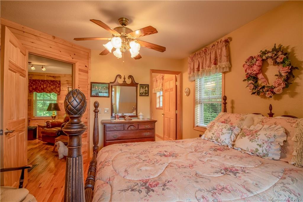 66 Pinnacle Road Burnsville, NC 28714 - Photo 22 of 43 Gallery Image 22