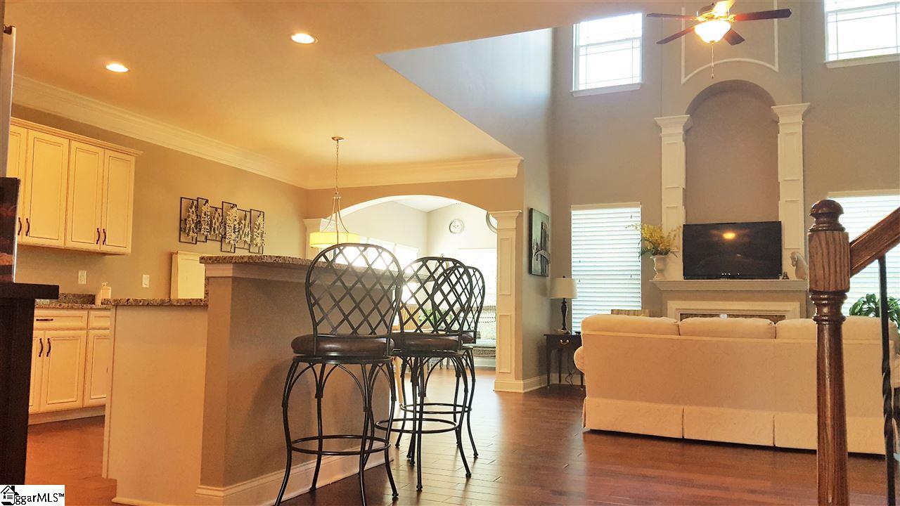129 Arnold Mill Road Simpsonville, SC 29680 - Photo 4 of 29 Gallery Image 4