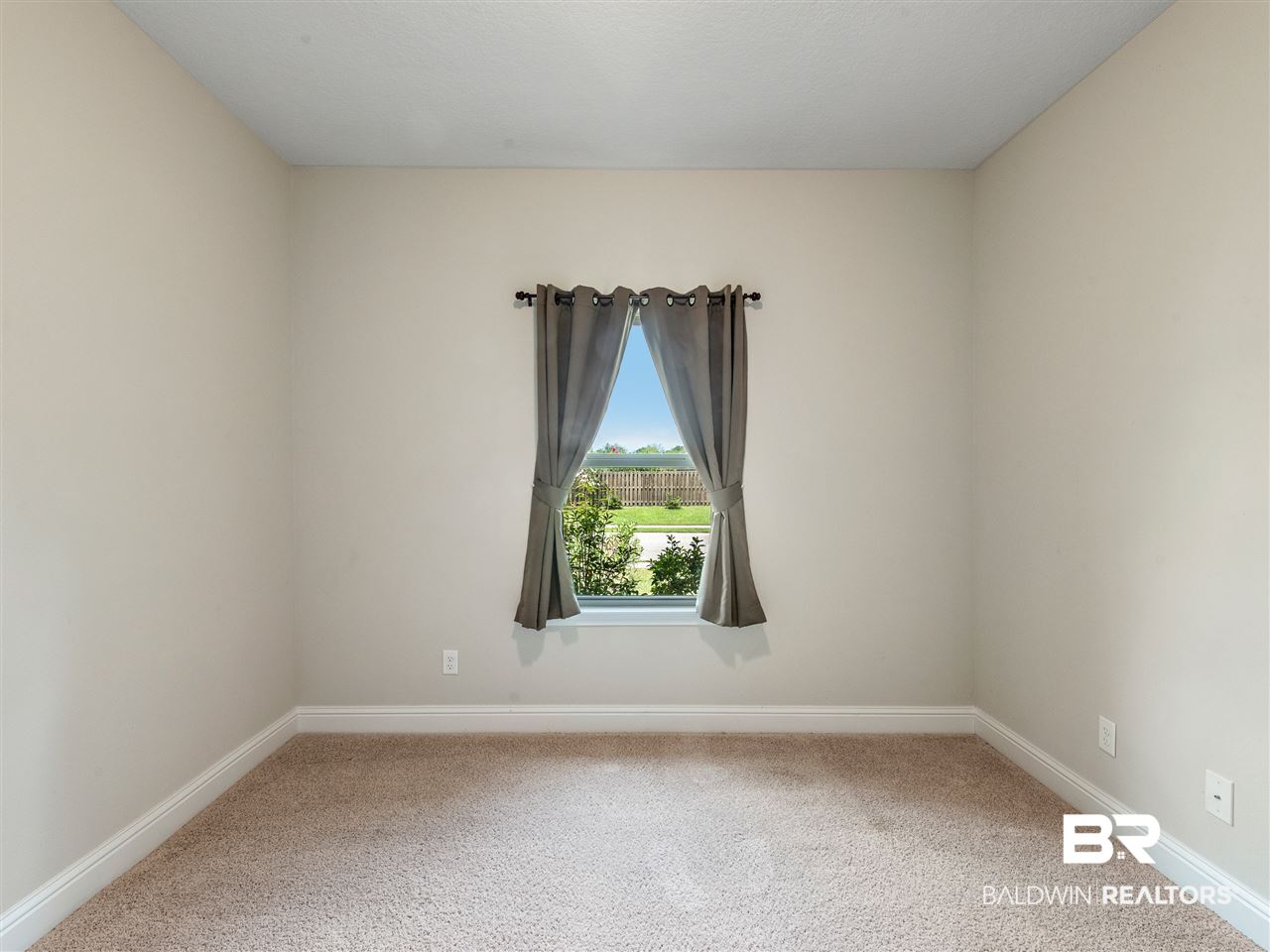 10234 Dunmore Drive Daphne, AL 36526 - Photo 33 of 39