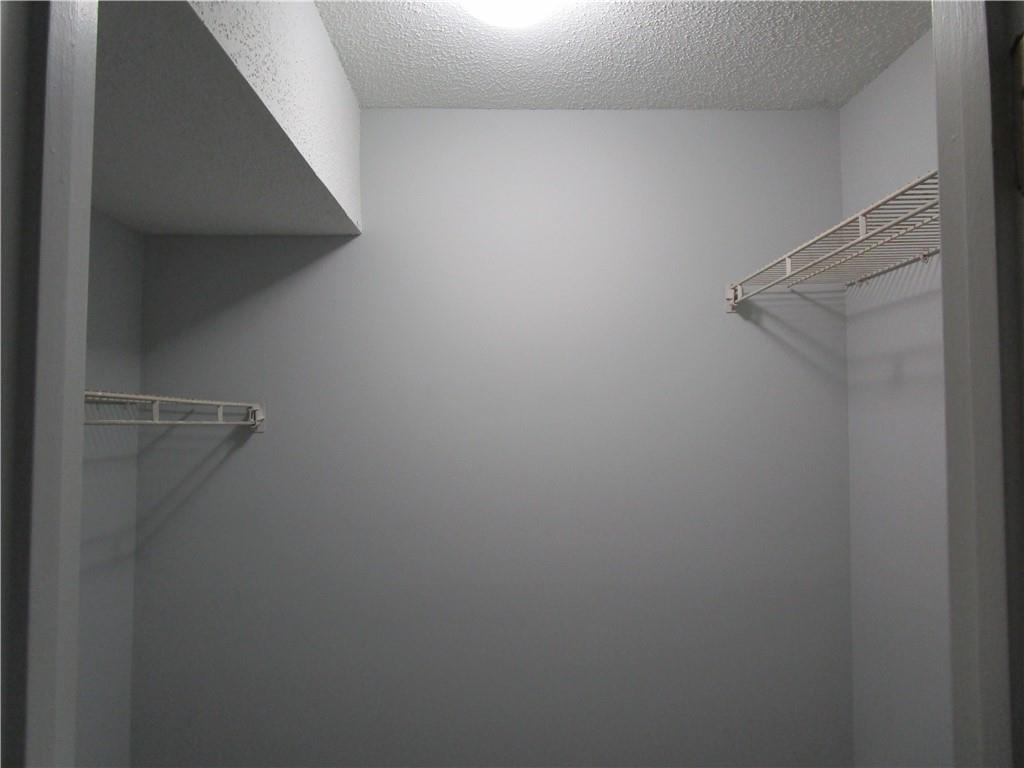 4003 Wingate Way Sandy Springs, GA 30350 - Photo 19 of 29 a view of bathroom