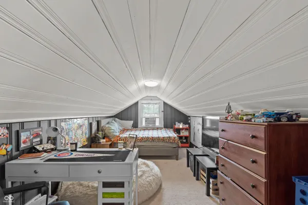 $217,000 | 1302 East 8th Street, Anderson, IN 46012