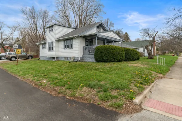 $217,000 | 1302 East 8th Street, Anderson, IN 46012