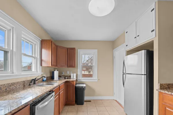 $217,000 | 1302 East 8th Street, Anderson, IN 46012