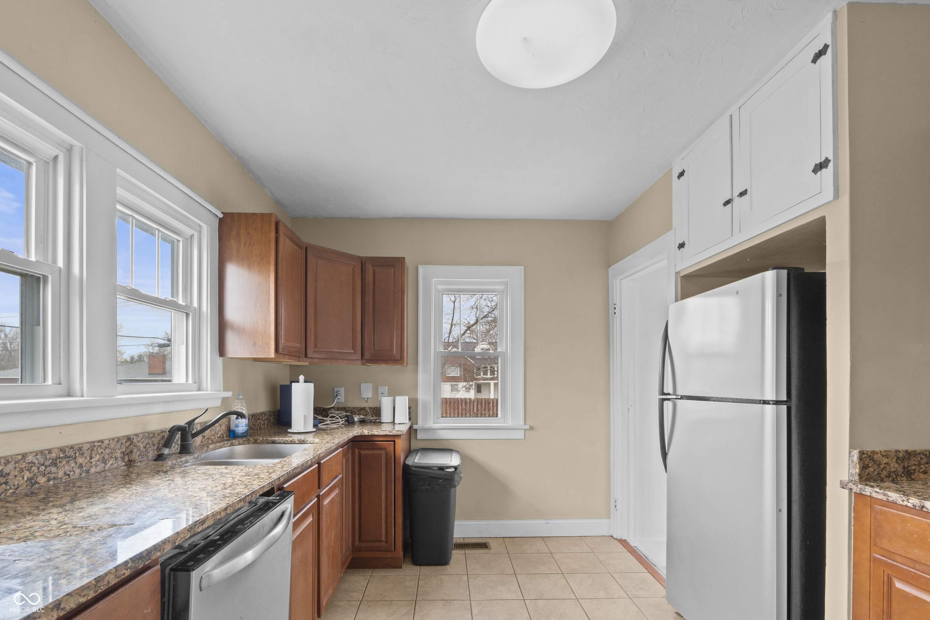 1302 East 8th Street Anderson, IN 46012 - Photo 4 of 31