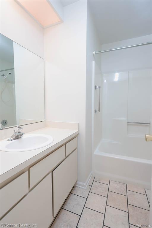 1660 River Road, Unit 53 Marysville, MI 48040 - Photo 25 of 31