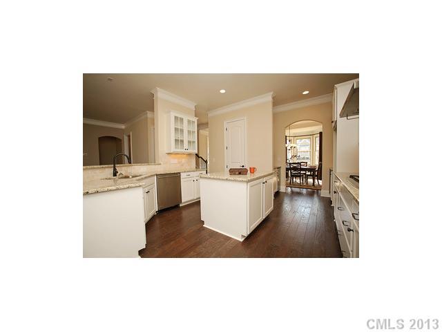 1340 Pomegranate Place Fort Mill, SC 29708 - Photo 4 of 10