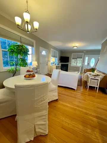 $5,500 | 368 Boylston Street, Unit A, Newton, MA 02459