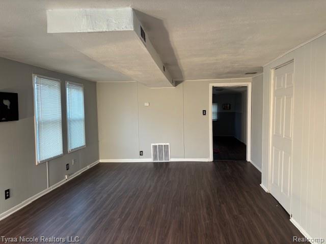 6357 Denton Road Belleville, MI 48111 - Photo 3 of 28 Gallery Image 3