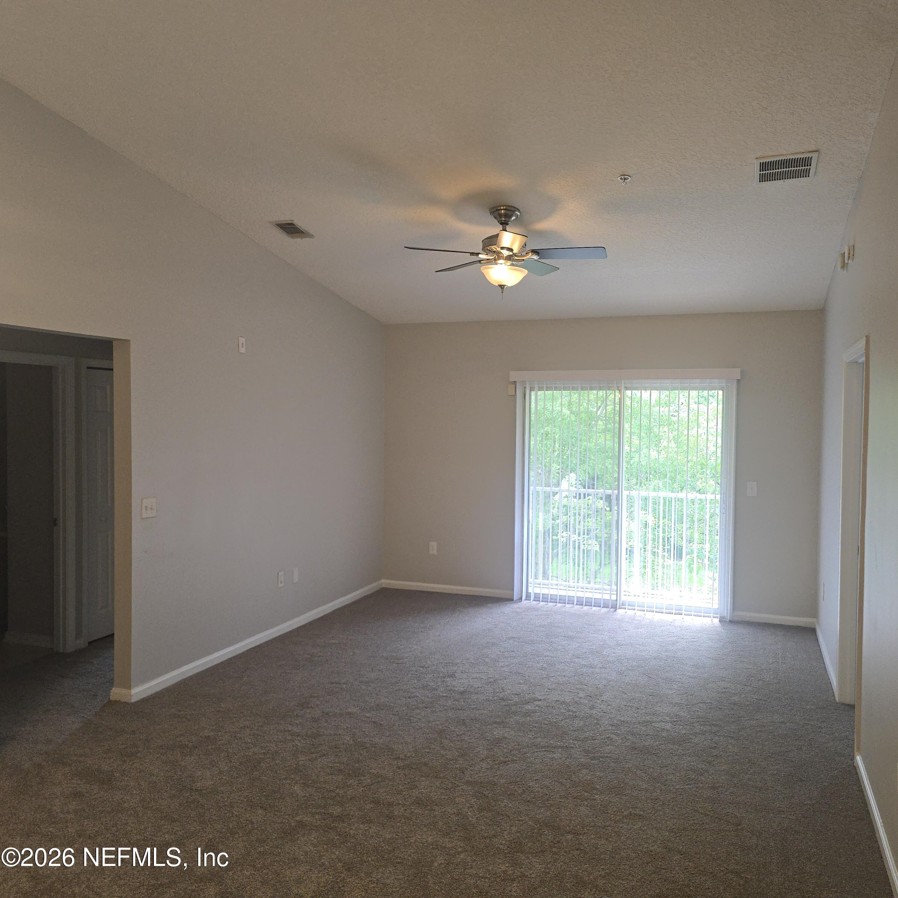 7920 Merrill Road, Unit 716 Jacksonville, FL 32277 - Photo 3 of 14 20260618_101915