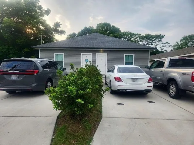 $2,850 | 110 P Street, Unit B, Belle Chasse, LA 70037