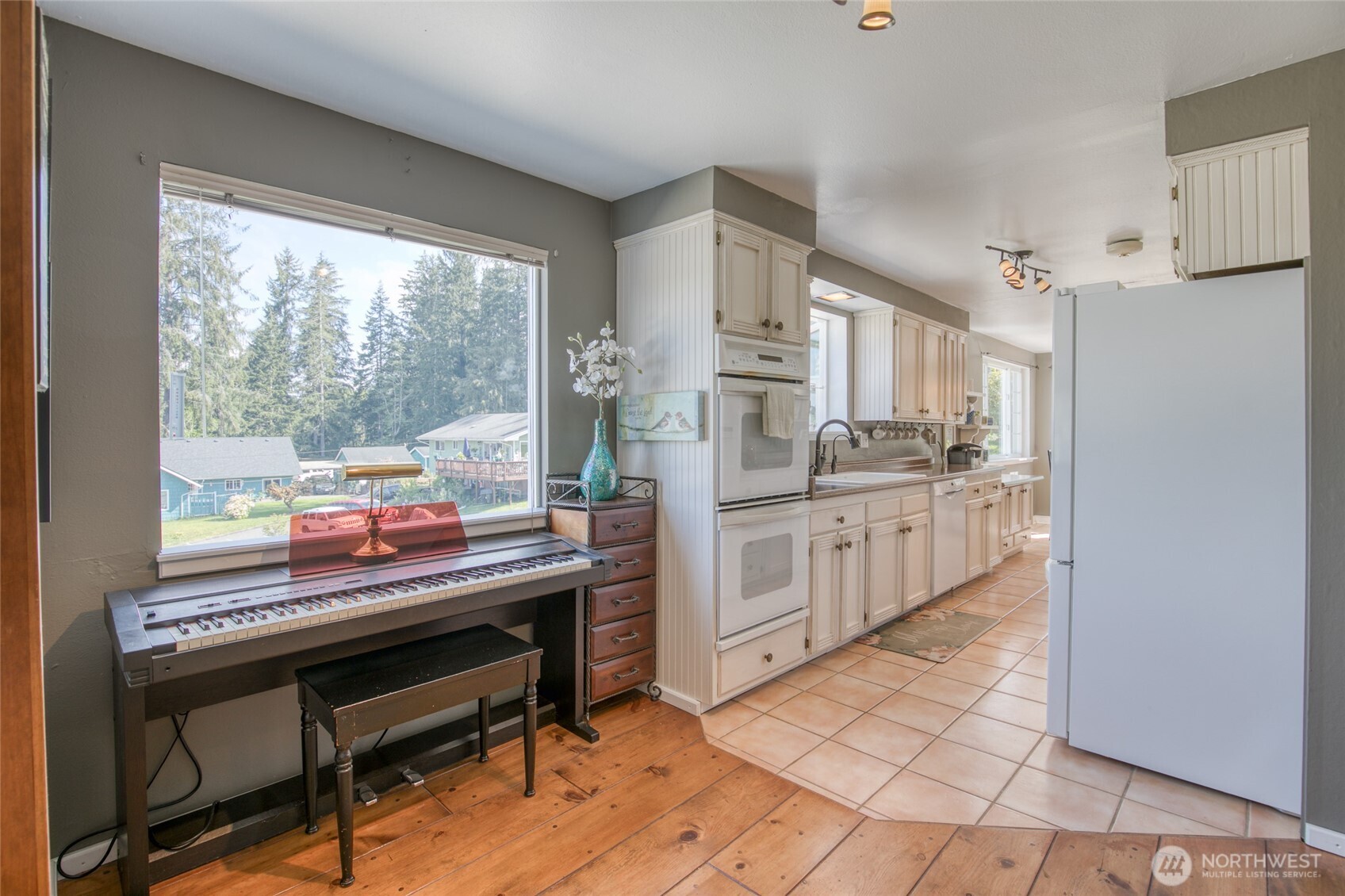 1900 Ranier Street Aberdeen, WA 98520 - Photo 9 of 40 Gallery Image 9
