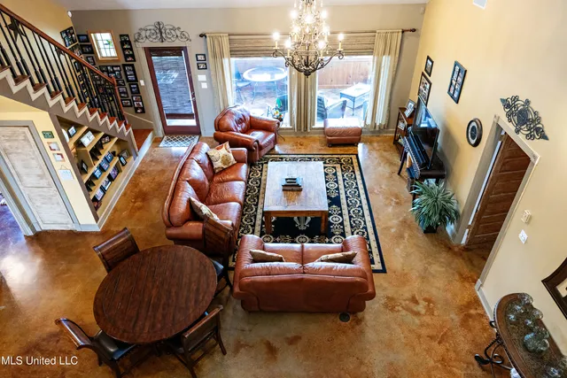 $995,000 | 319 Osceola Road, St. Joseph, LA 71366