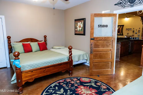 $995,000 | 319 Osceola Road, St. Joseph, LA 71366