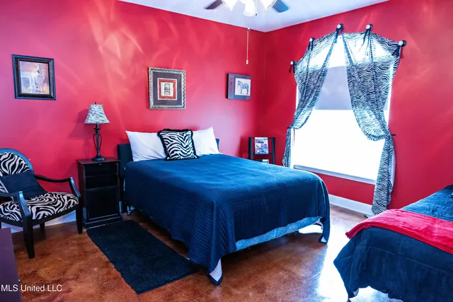 $995,000 | 319 Osceola Road, St. Joseph, LA 71366