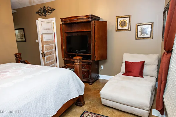 $995,000 | 319 Osceola Road, St. Joseph, LA 71366