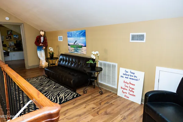 $995,000 | 319 Osceola Road, St. Joseph, LA 71366