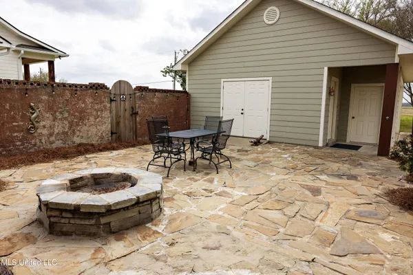 $995,000 | 319 Osceola Road, St. Joseph, LA 71366