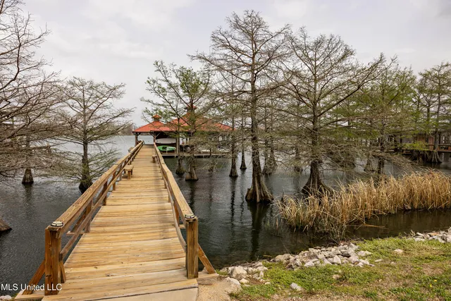 $995,000 | 319 Osceola Road, St. Joseph, LA 71366