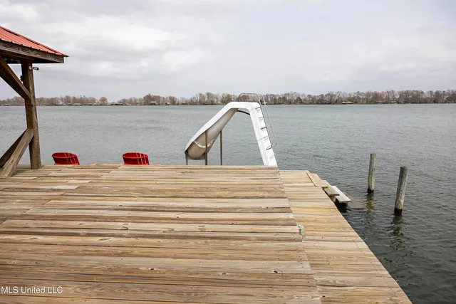 $995,000 | 319 Osceola Road, St. Joseph, LA 71366