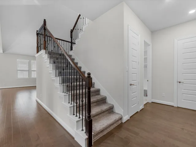 $624,990 | 11811 St Augustine Drive, Mont Belvieu, TX 77535