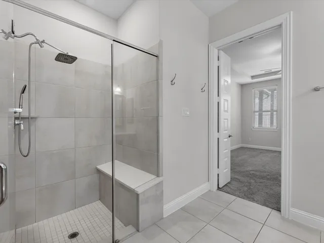 $624,990 | 11811 St Augustine Drive, Mont Belvieu, TX 77535