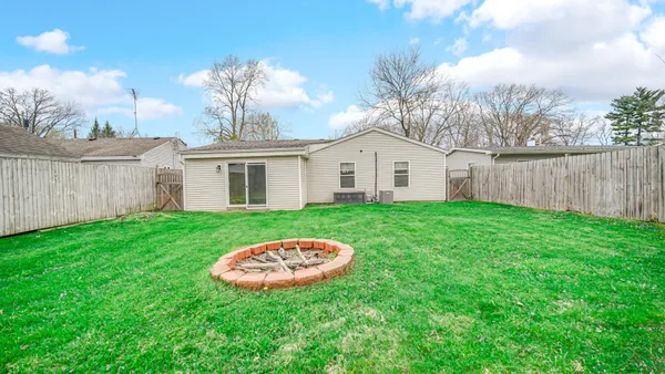 $260,000 | 309 Michigami Trail, Chesterton, IN 46304