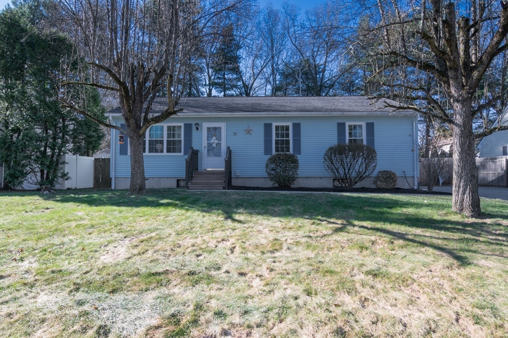 19 Marmon Court Springfield, MA 01129 - Photo 1 of 27