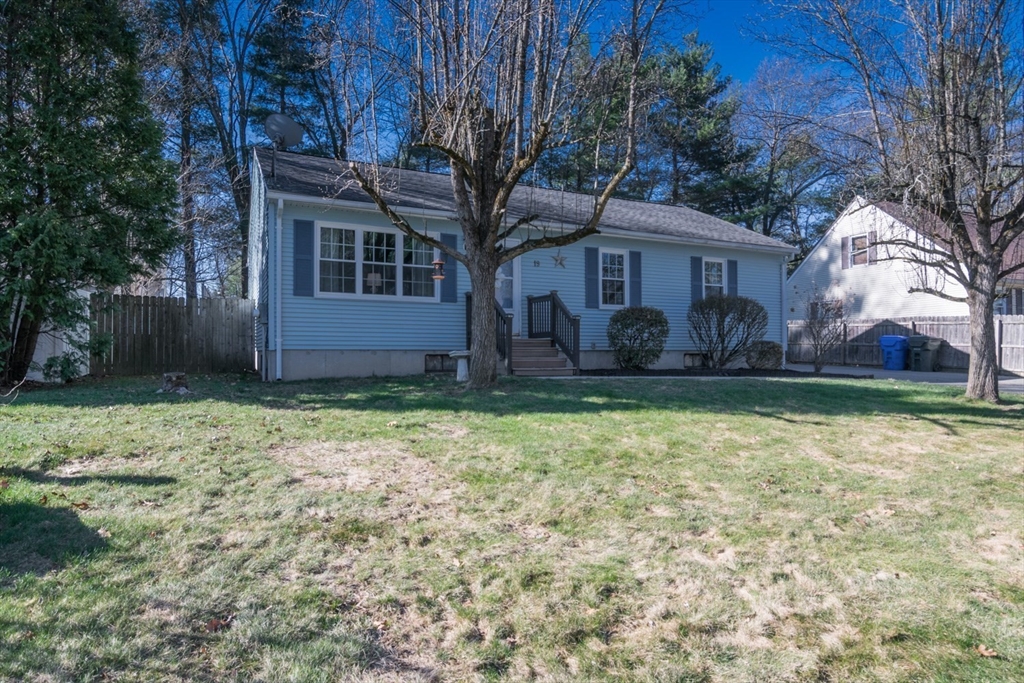 19 Marmon Court Springfield, MA 01129 - Photo 4 of 27