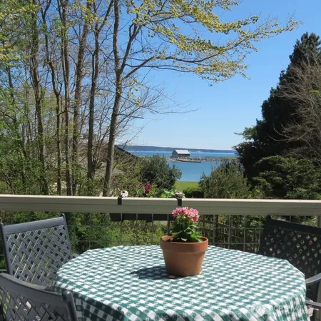 $1,185,000 | 31 North Bay Lane, Friday Harbor, WA 98250