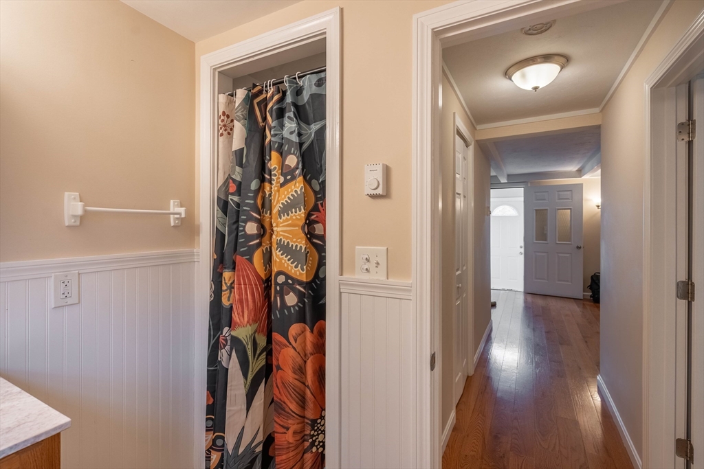 102 Worcester Road Charlton, MA 01507 - Photo 17 of 38 Gallery Image 17