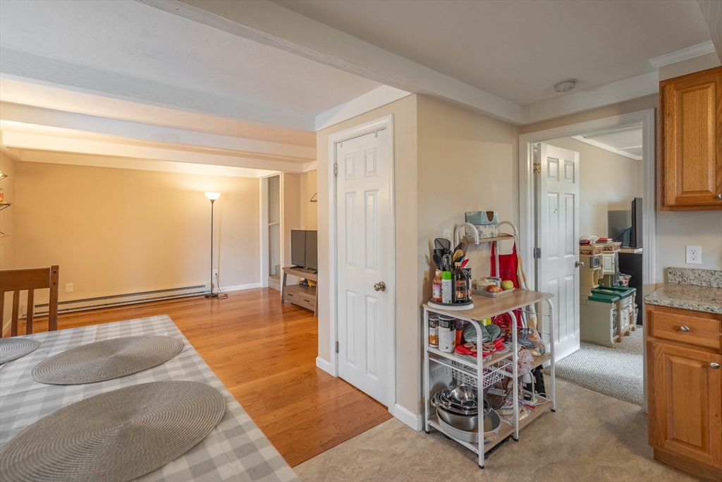 102 Worcester Road Charlton, MA 01507 - Photo 8 of 38 Gallery Image 8