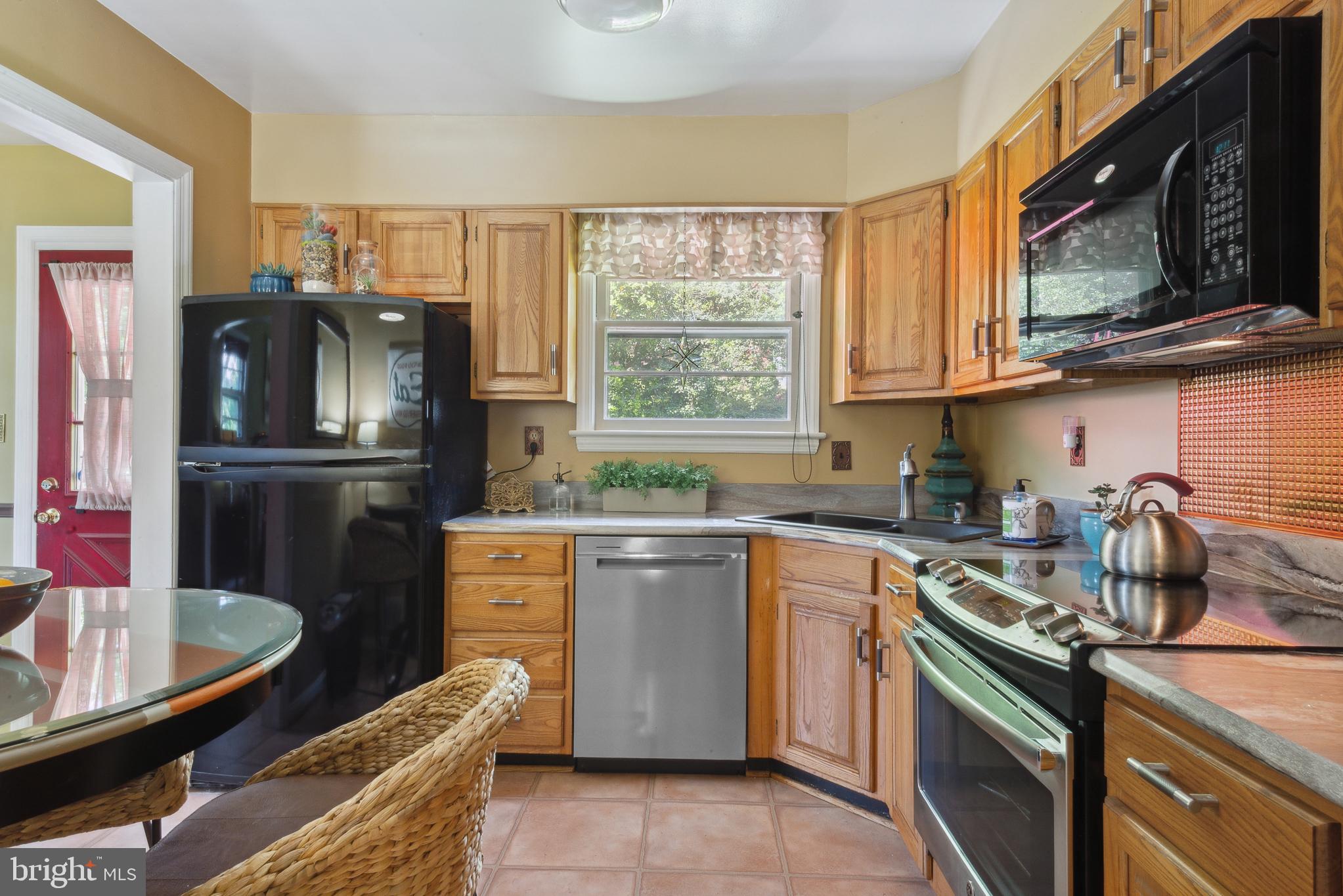 4618 Henderson Road Temple Hills, MD 20748 - Photo 19 of 53 Gallery Image 19