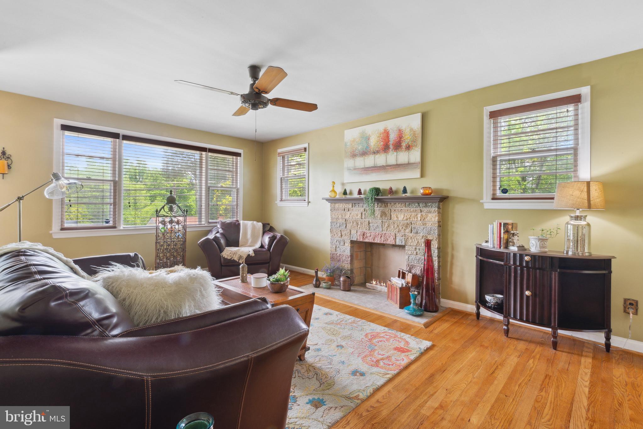 4618 Henderson Road Temple Hills, MD 20748 - Photo 3 of 53 Gallery Image 3