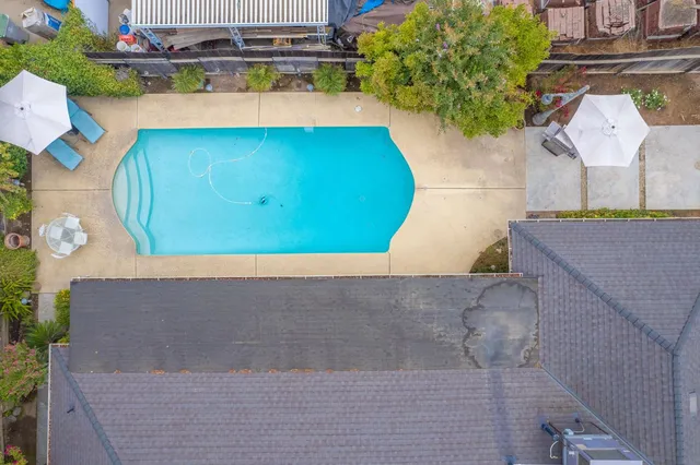 a view of a living room