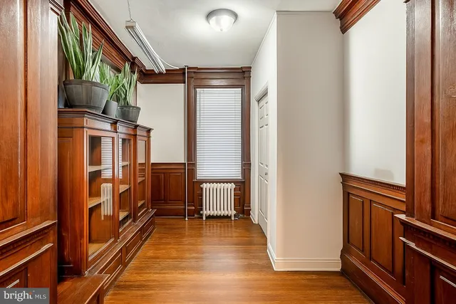 a view of an entryway