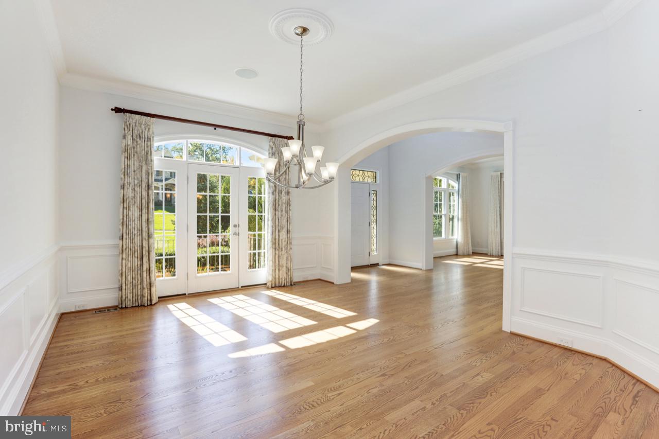 9600 Thistle Ridge Lane Vienna, VA 22182 - Photo 7 of 69 Dining Room - French Doors to Private Patio