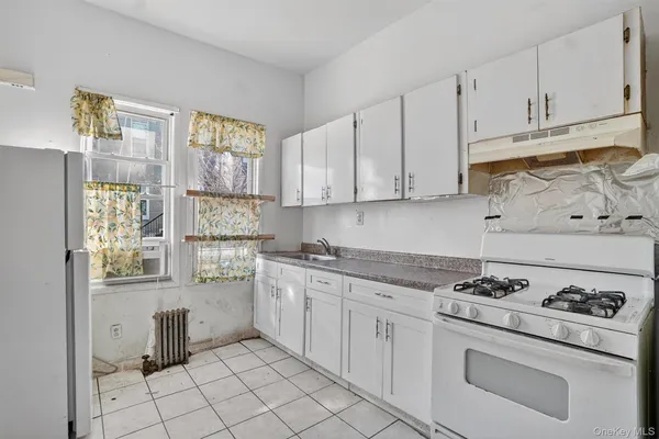 $1,090,000 | 1623 Norman Street | Ridgewood