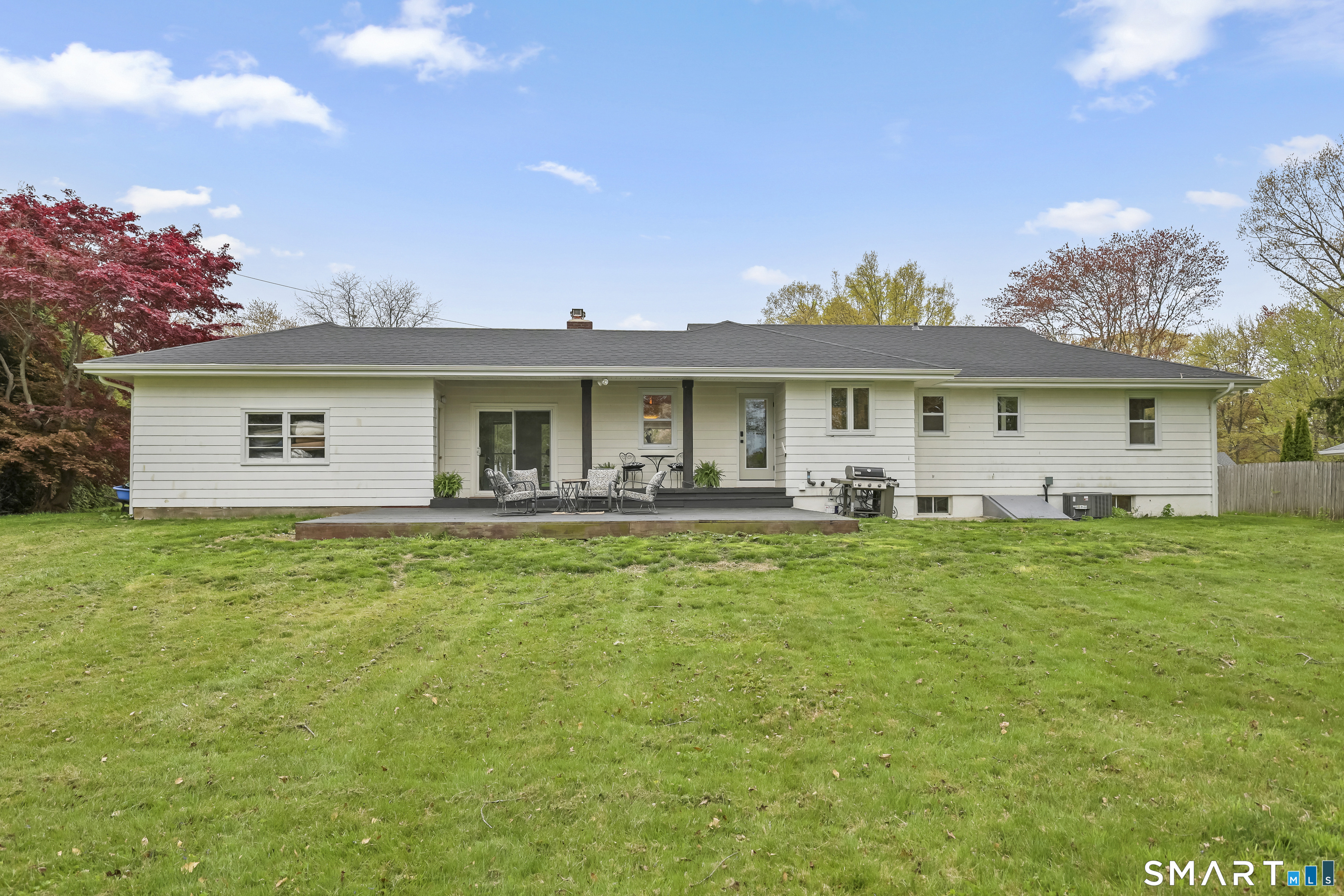 28 Kingston Road Trumbull, CT 06611 - Photo 32 of 38