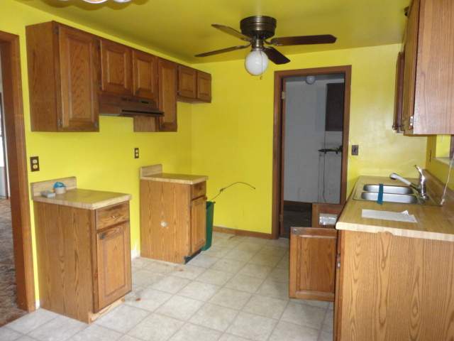 3363 Krafft Road Fort Gratiot, MI 48059 - Photo 3 of 8 31086944-2.JPG