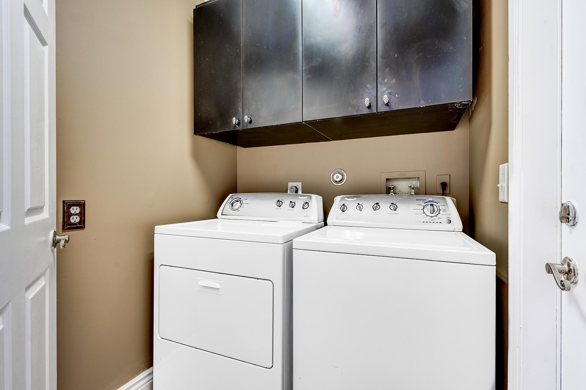 12245 Sunset Point Circle Wellington, FL 33414 - Photo 23 of 27 laundry room
