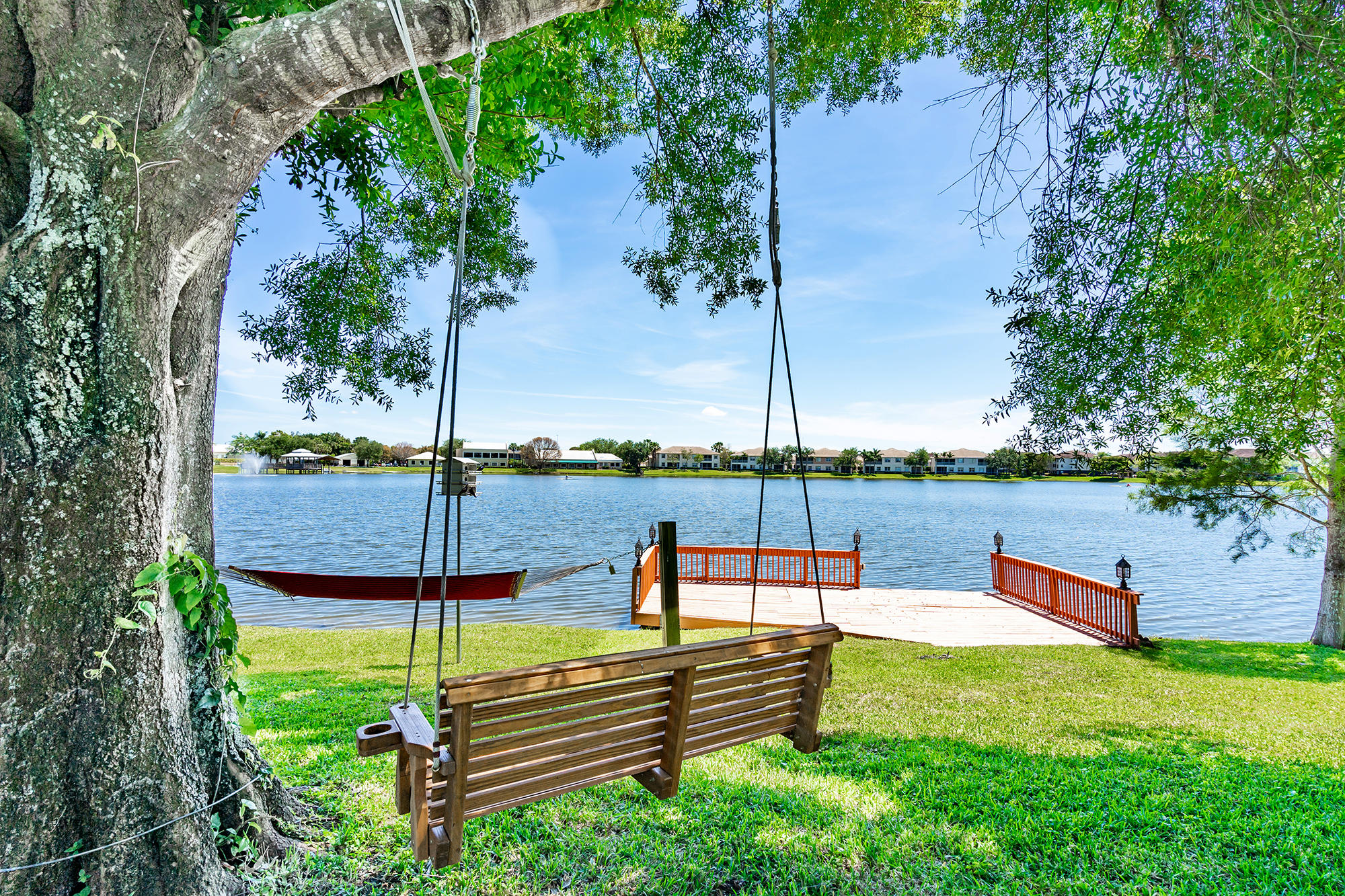 12245 Sunset Point Circle Wellington, FL 33414 - Photo 4 of 27 backyard