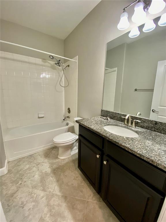 10143 Newminster Loop Ruskin, FL 33573 - Photo 17 of 25