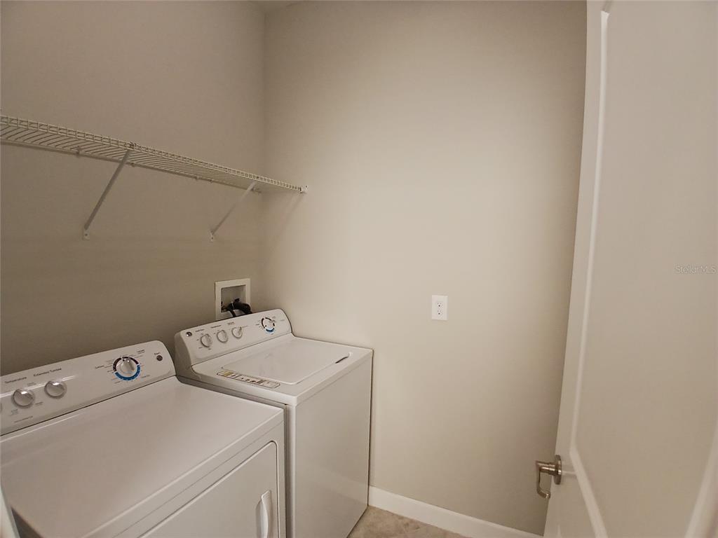 10143 Newminster Loop Ruskin, FL 33573 - Photo 20 of 25