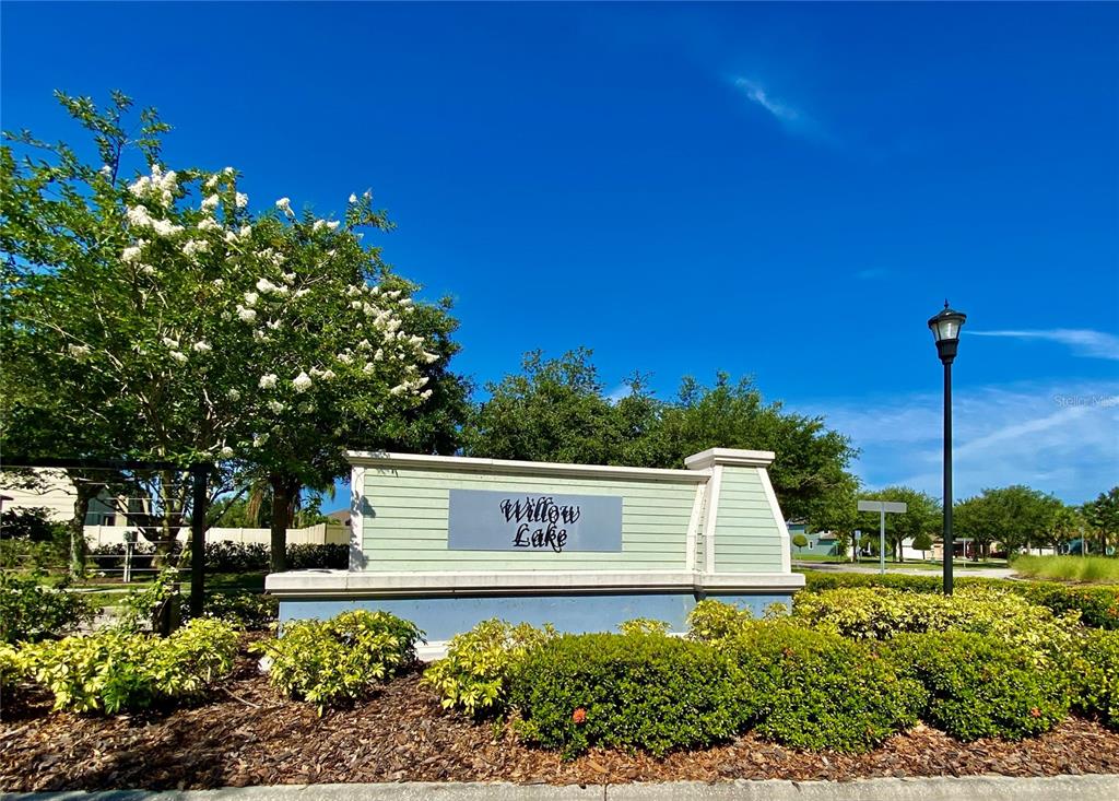 10143 Newminster Loop Ruskin, FL 33573 - Photo 2 of 25