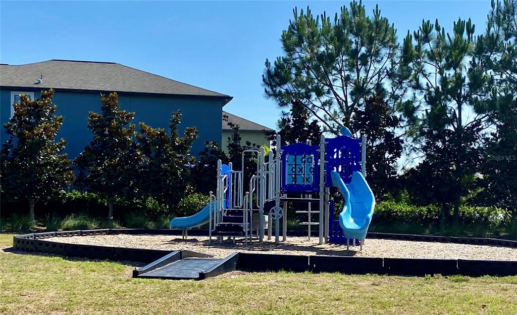 10143 Newminster Loop Ruskin, FL 33573 - Photo 23 of 25