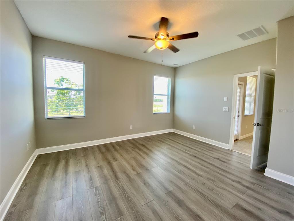 10143 Newminster Loop Ruskin, FL 33573 - Photo 10 of 25