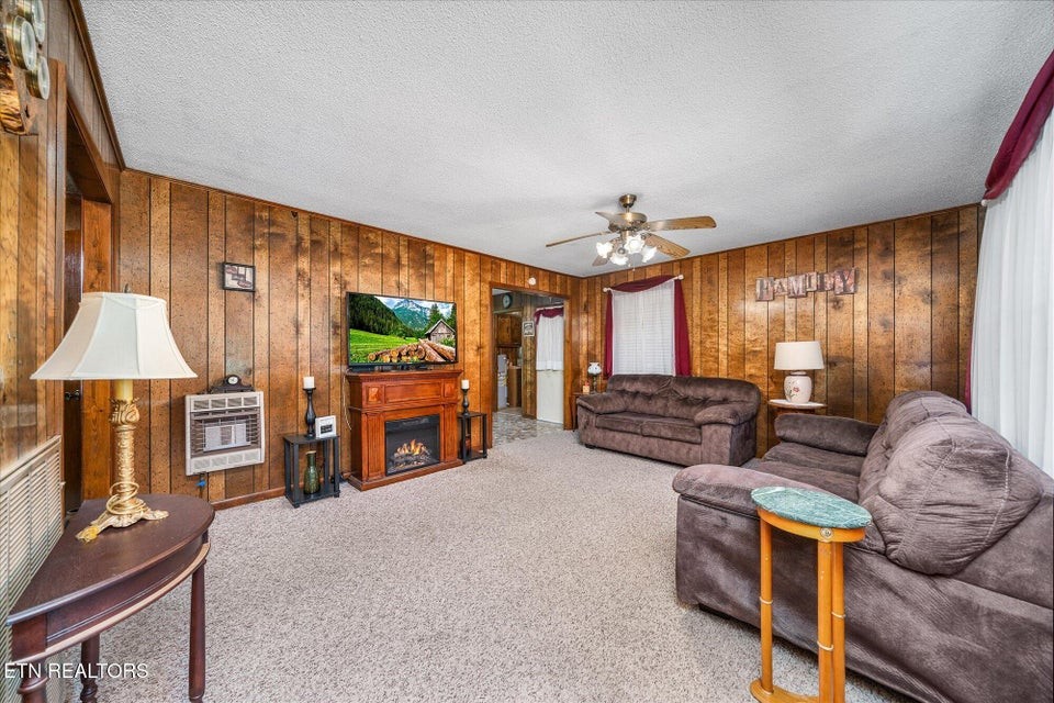 36 Short Road Pikeville, TN 37367 - Photo 3 of 28 Gallery Image 3