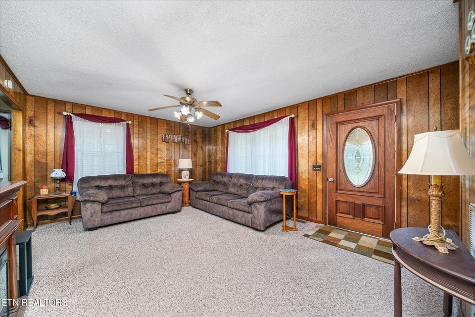36 Short Road Pikeville, TN 37367 - Photo 4 of 28 Gallery Image 4
